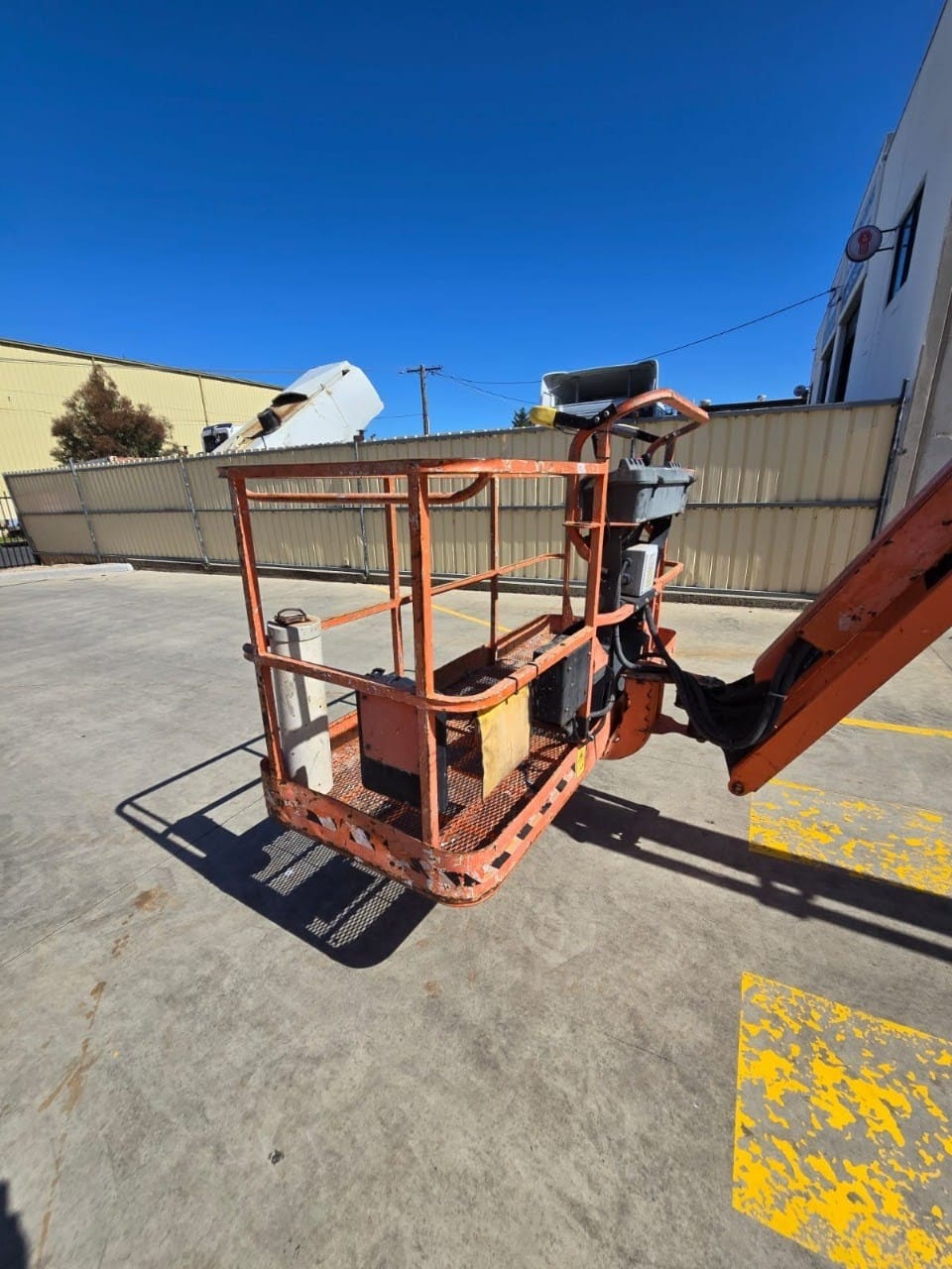 Sold - Articulated Boom Lift - View 2